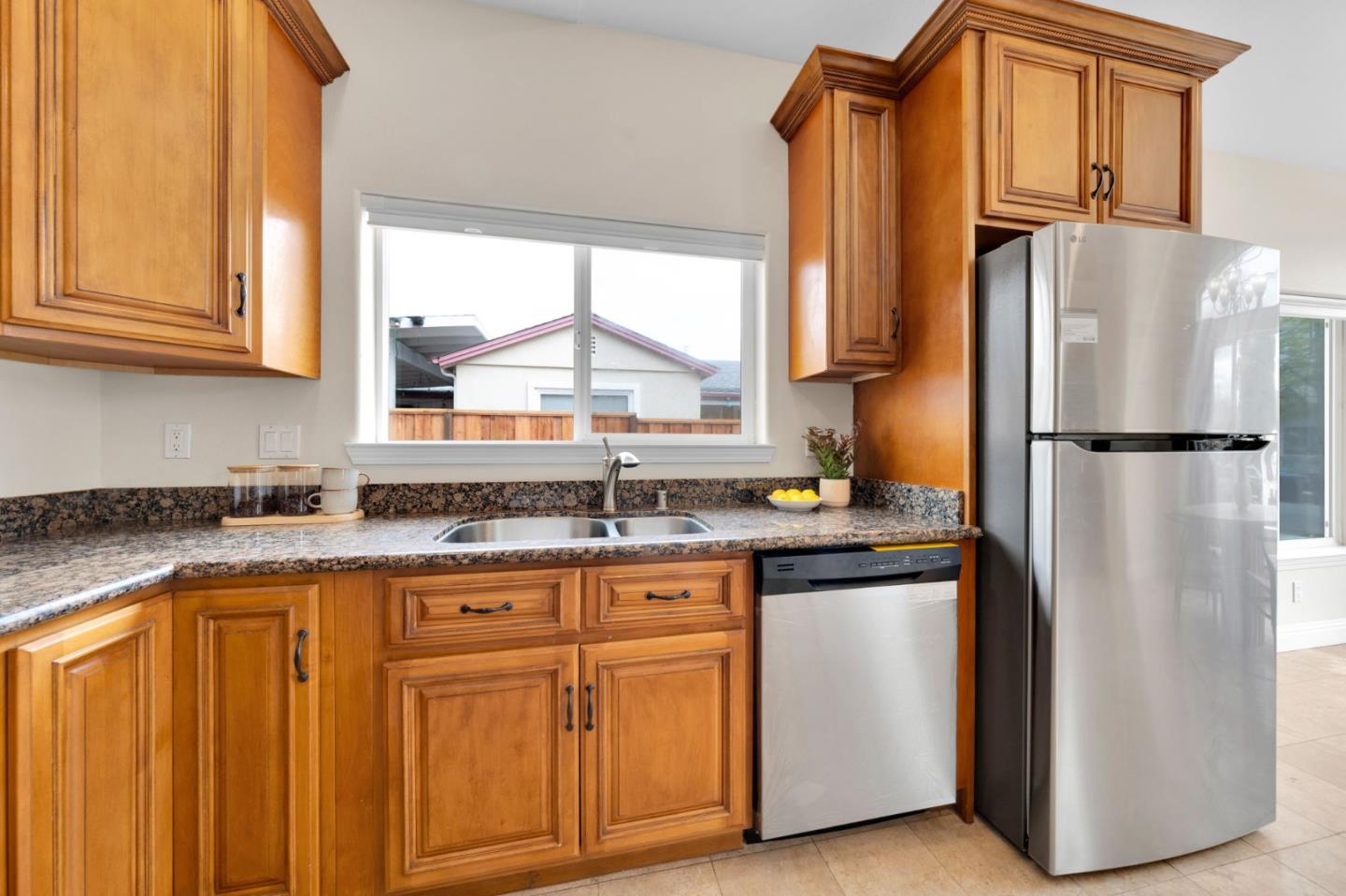 Detail Gallery Image 12 of 47 For 120 Dale Dr, San Jose,  CA 95127 - 3 Beds | 2/1 Baths
