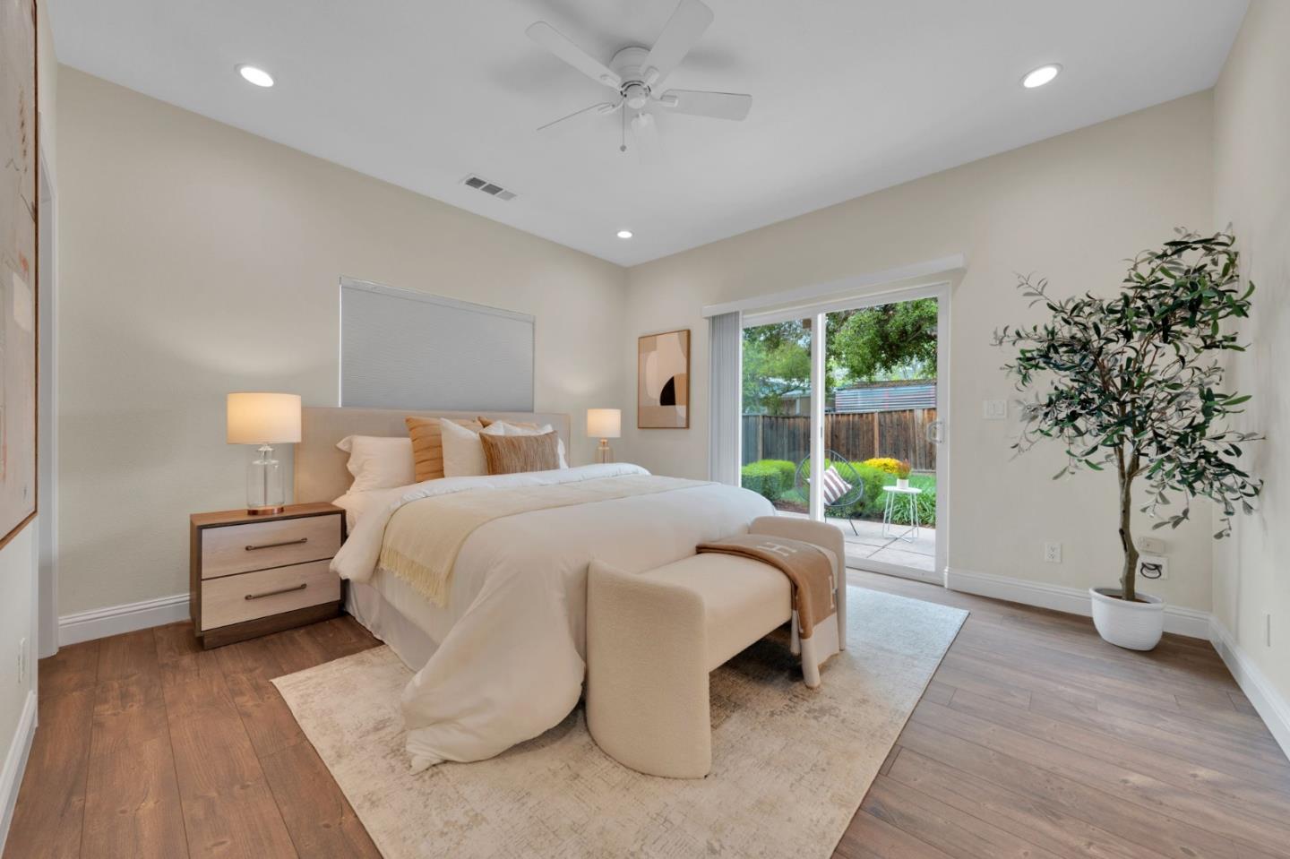 Detail Gallery Image 19 of 47 For 120 Dale Dr, San Jose,  CA 95127 - 3 Beds | 2/1 Baths