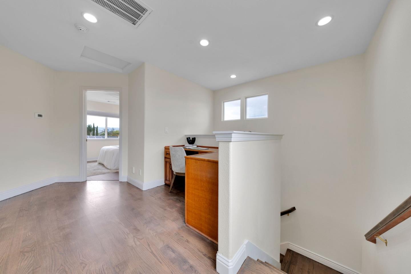 Detail Gallery Image 25 of 47 For 120 Dale Dr, San Jose,  CA 95127 - 3 Beds | 2/1 Baths