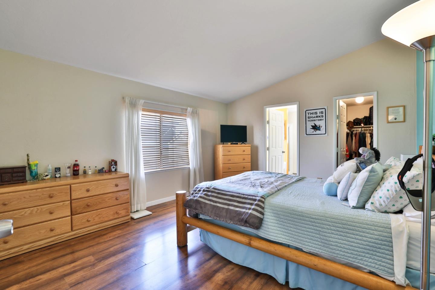 Detail Gallery Image 13 of 34 For 1520 E. Capitol Expwy #133,  San Jose,  CA 95121 - 3 Beds | 2 Baths