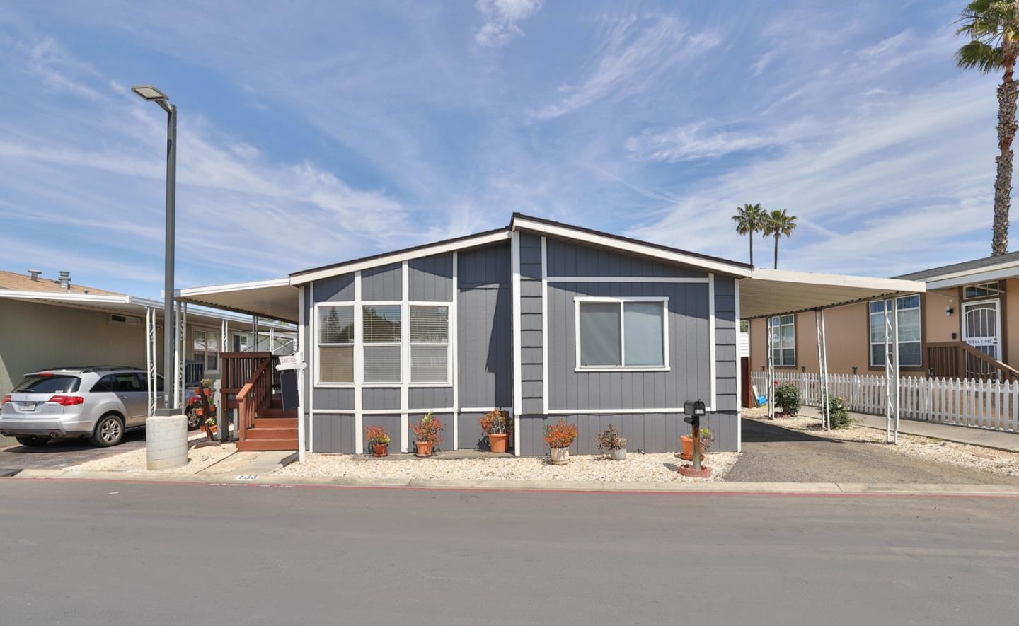 Detail Gallery Image 2 of 34 For 1520 E. Capitol Expwy #133,  San Jose,  CA 95121 - 3 Beds | 2 Baths