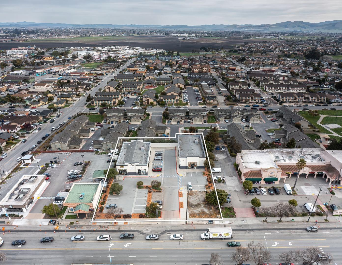 Detail Gallery Image 7 of 22 For 515 E Alisal St, Salinas,  CA 93905 - – Beds | – Baths