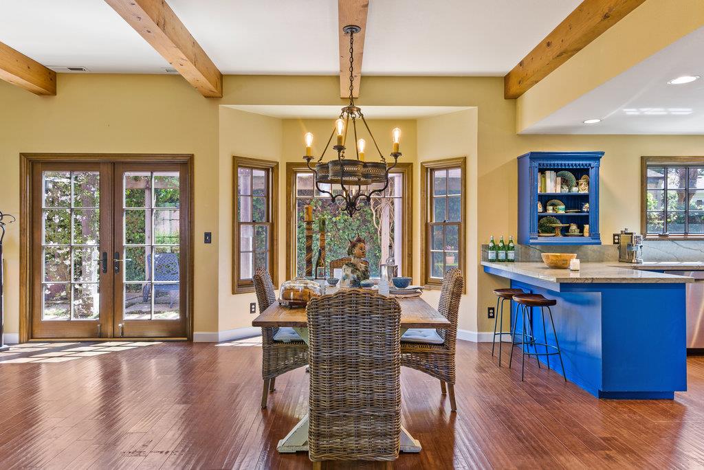 Detail Gallery Image 11 of 56 For 4188 Court Dr, Santa Cruz,  CA 95062 - 4 Beds | 4 Baths