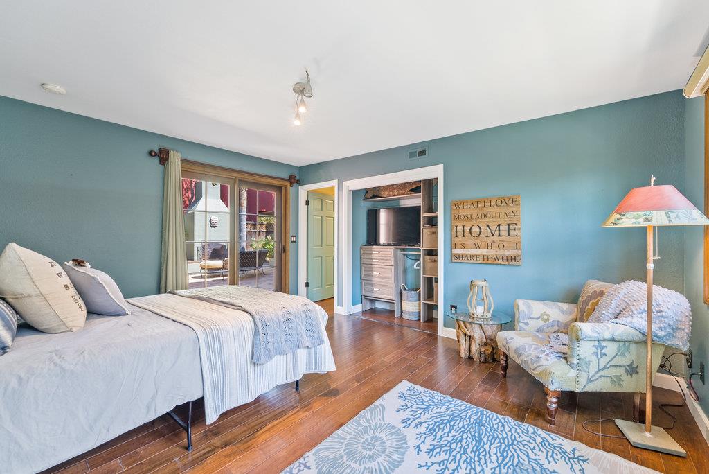 Detail Gallery Image 18 of 56 For 4188 Court Dr, Santa Cruz,  CA 95062 - 4 Beds | 4 Baths