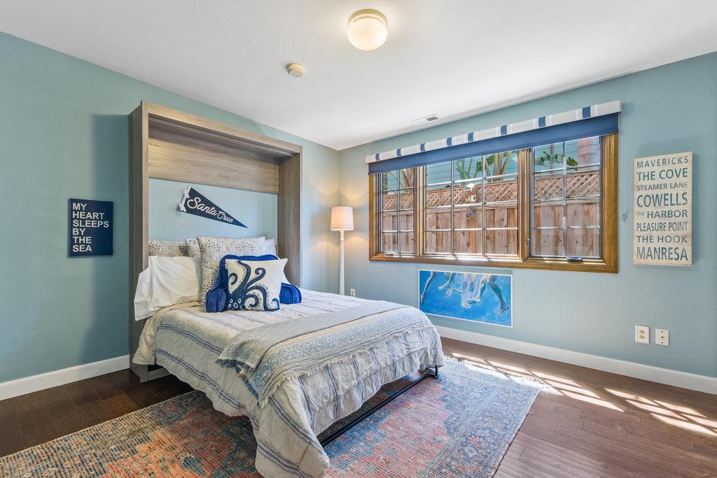 Detail Gallery Image 20 of 56 For 4188 Court Dr, Santa Cruz,  CA 95062 - 4 Beds | 4 Baths