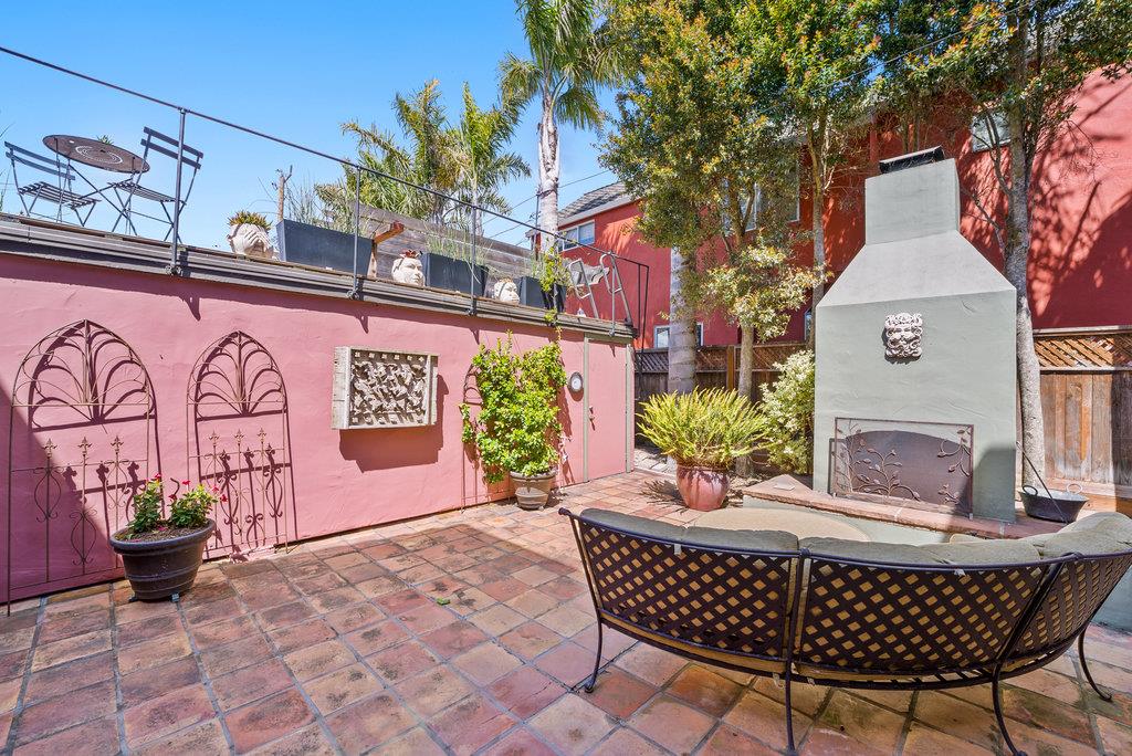 Detail Gallery Image 42 of 56 For 4188 Court Dr, Santa Cruz,  CA 95062 - 4 Beds | 4 Baths