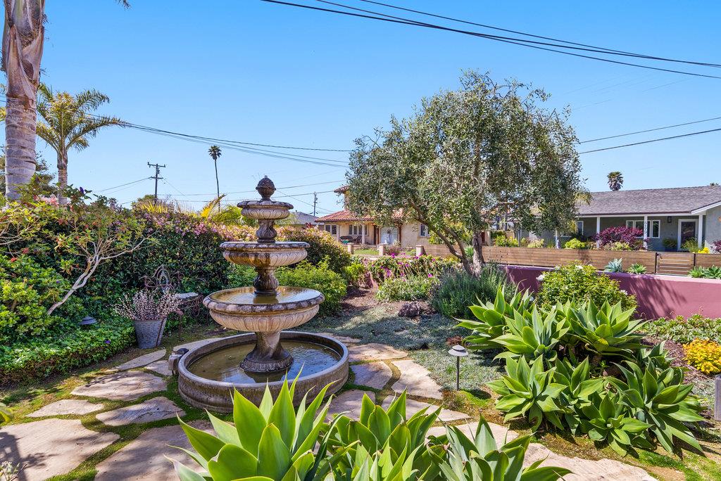 Detail Gallery Image 45 of 56 For 4188 Court Dr, Santa Cruz,  CA 95062 - 4 Beds | 4 Baths