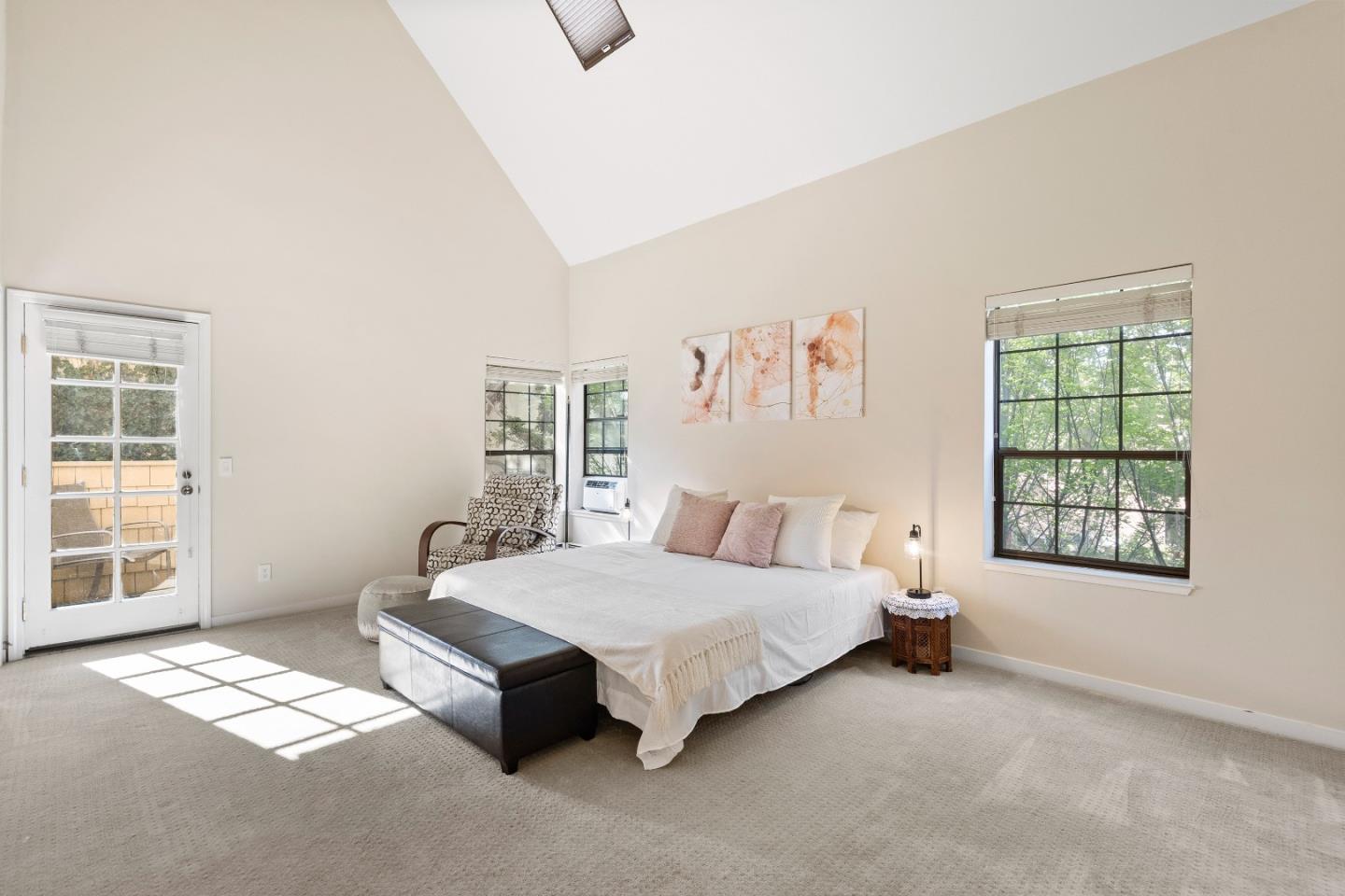 Detail Gallery Image 22 of 59 For 443 College Ave, Palo Alto,  CA 94306 - 4 Beds | 4 Baths