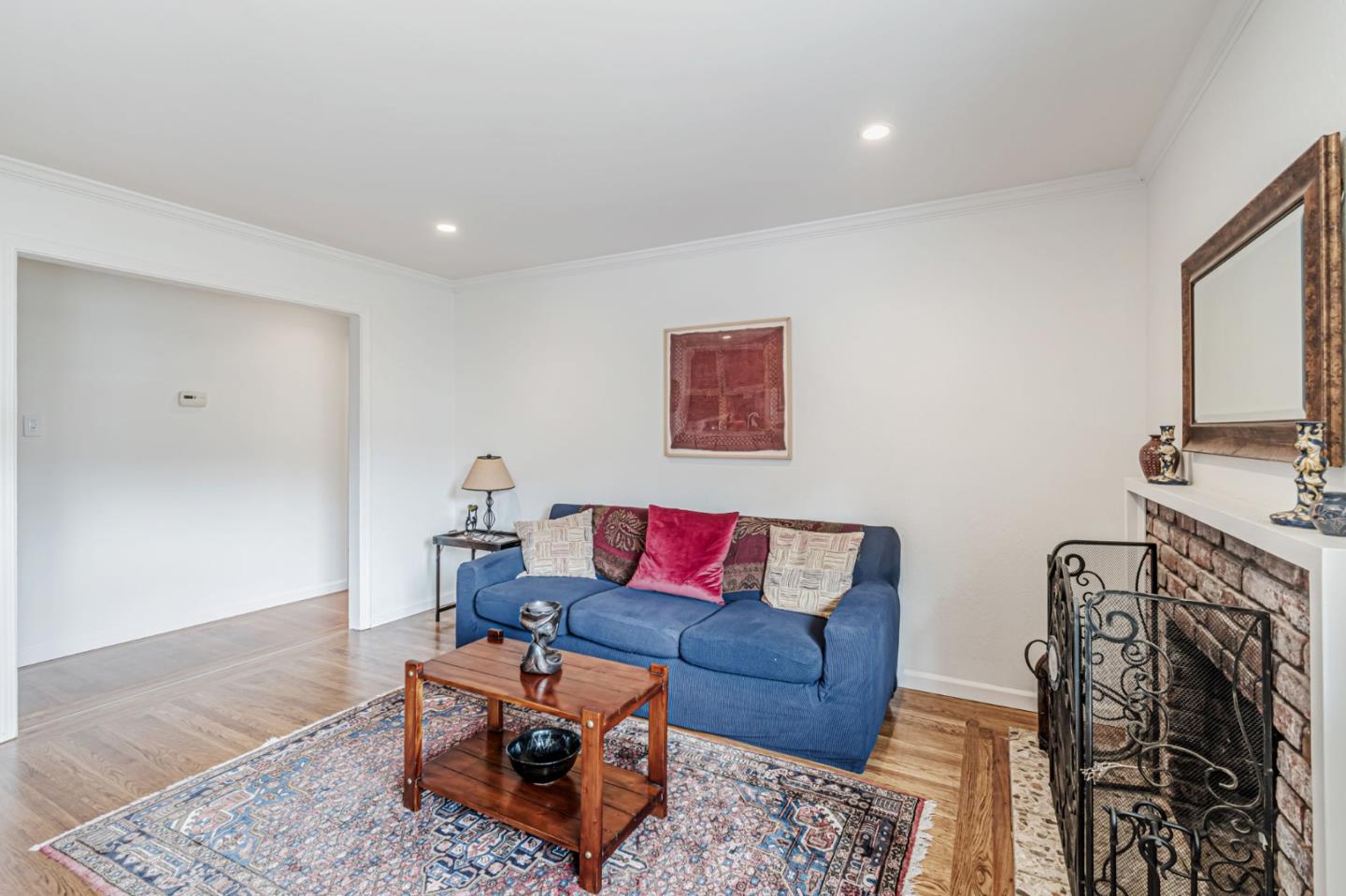 Detail Gallery Image 10 of 39 For 2261 Whitman Way, San Bruno,  CA 94066 - 3 Beds | 2 Baths