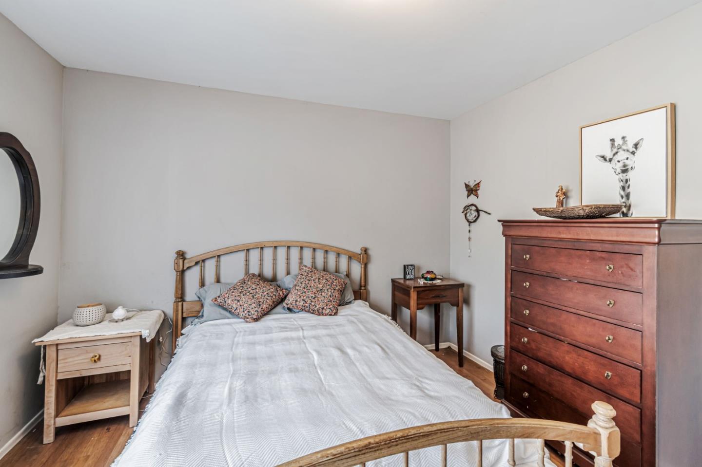 Detail Gallery Image 25 of 39 For 2261 Whitman Way, San Bruno,  CA 94066 - 3 Beds | 2 Baths