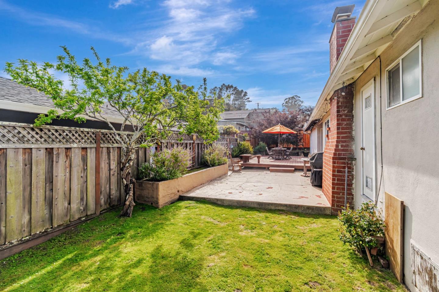 Detail Gallery Image 33 of 39 For 2261 Whitman Way, San Bruno,  CA 94066 - 3 Beds | 2 Baths