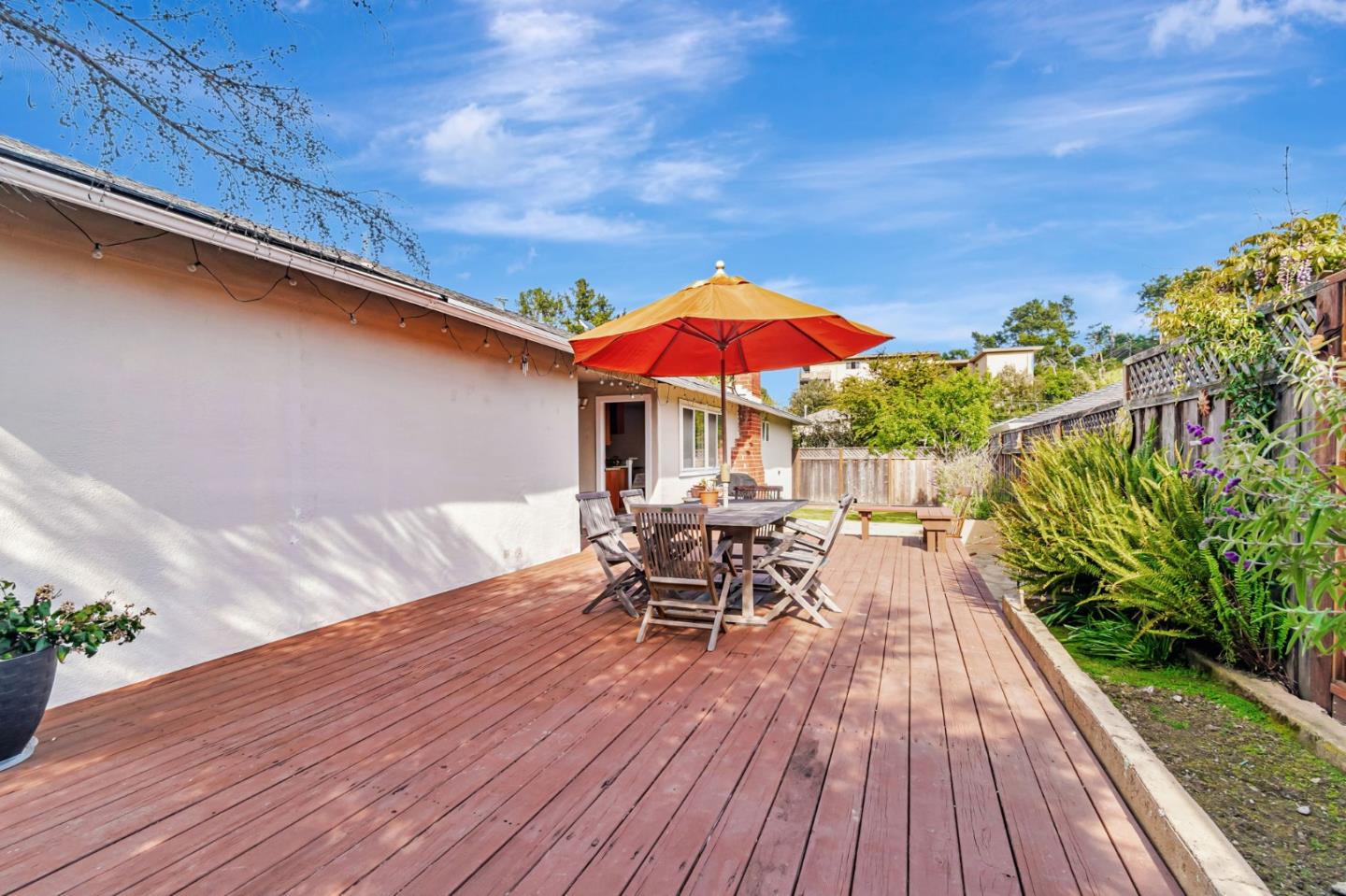Detail Gallery Image 36 of 39 For 2261 Whitman Way, San Bruno,  CA 94066 - 3 Beds | 2 Baths