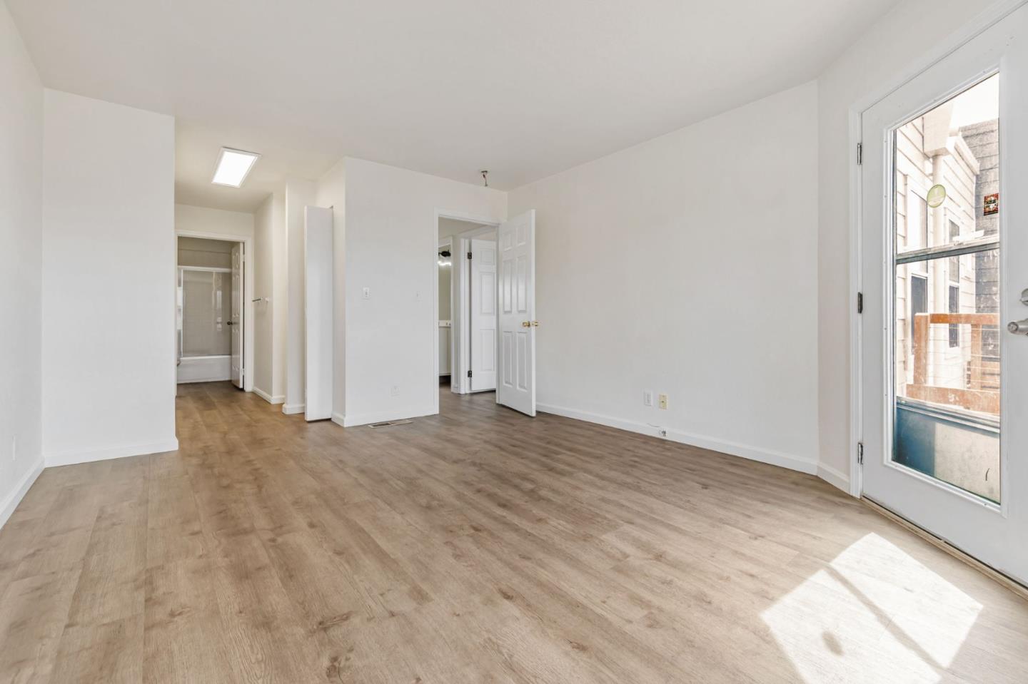 Detail Gallery Image 17 of 30 For 17 Kiska Rd, San Francisco,  CA 94124 - 3 Beds | 2 Baths