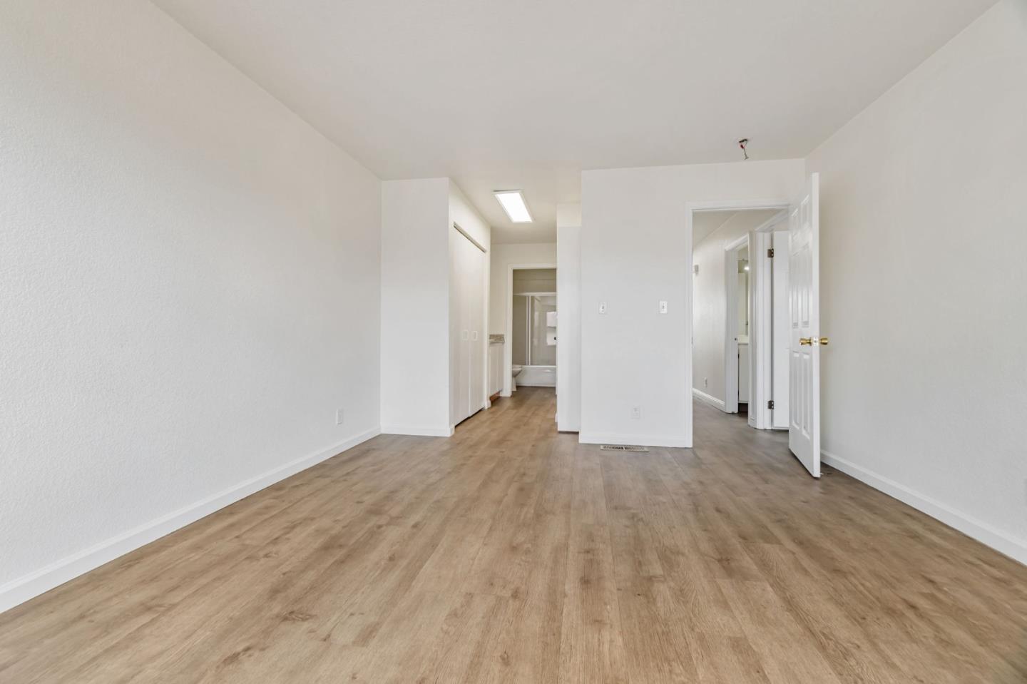 Detail Gallery Image 19 of 30 For 17 Kiska Rd, San Francisco,  CA 94124 - 3 Beds | 2 Baths