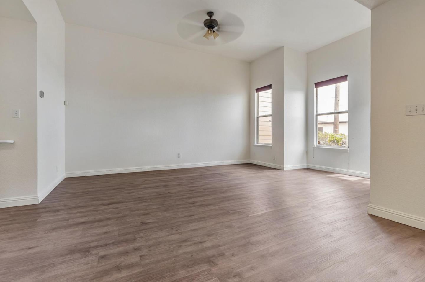 Detail Gallery Image 28 of 30 For 17 Kiska Rd, San Francisco,  CA 94124 - 3 Beds | 2 Baths