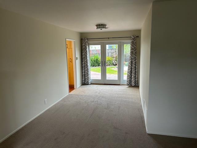 Detail Gallery Image 4 of 10 For 1735 Cottage Grove Ave, San Mateo,  CA 94401 - 3 Beds | 1 Baths