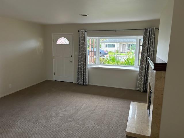 Detail Gallery Image 6 of 10 For 1735 Cottage Grove Ave, San Mateo,  CA 94401 - 3 Beds | 1 Baths