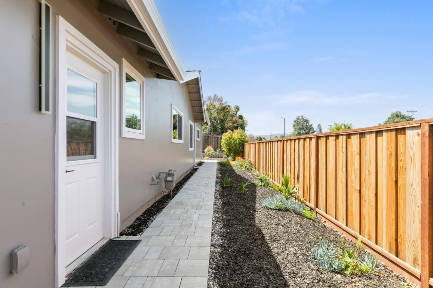 Detail Gallery Image 38 of 45 For 5471 Dent Ave, San Jose,  CA 95118 - 4 Beds | 3 Baths