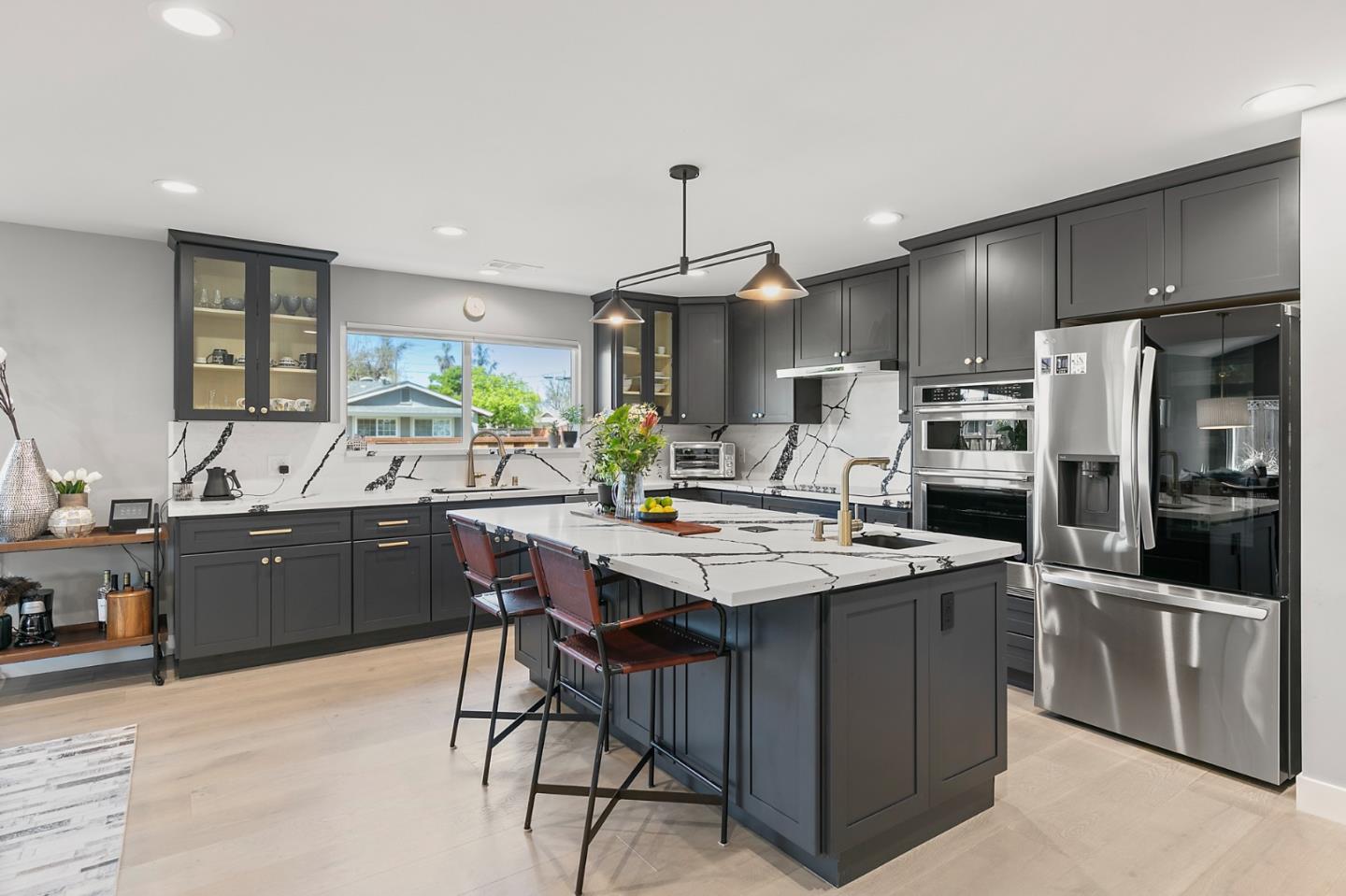 Detail Gallery Image 6 of 45 For 5471 Dent Ave, San Jose,  CA 95118 - 4 Beds | 3 Baths