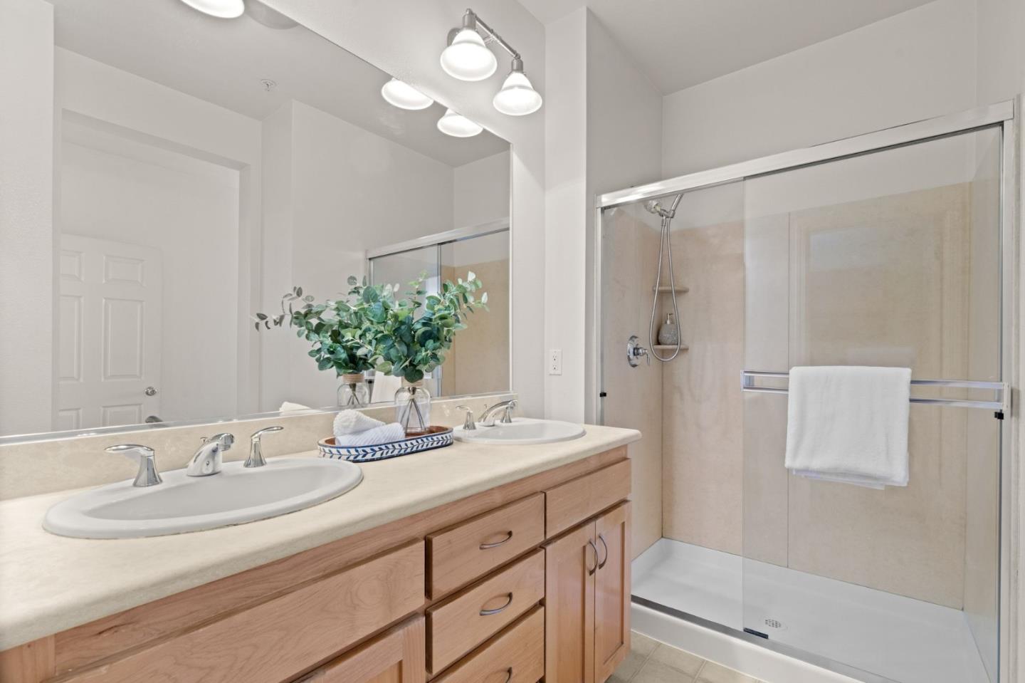 Detail Gallery Image 28 of 39 For 4331 Westerly Cmn, Fremont,  CA 94538 - 4 Beds | 4 Baths