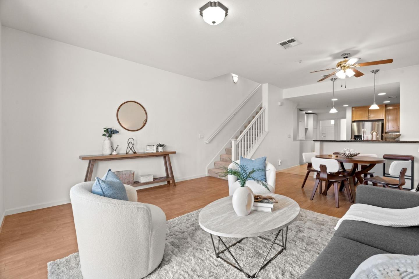 Detail Gallery Image 7 of 39 For 4331 Westerly Cmn, Fremont,  CA 94538 - 4 Beds | 4 Baths