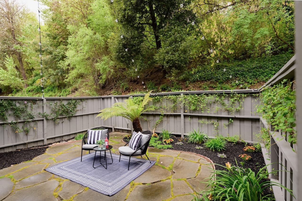 Detail Gallery Image 5 of 75 For 8 Flora Ln, Scotts Valley,  CA 95066 - 3 Beds | 2/1 Baths