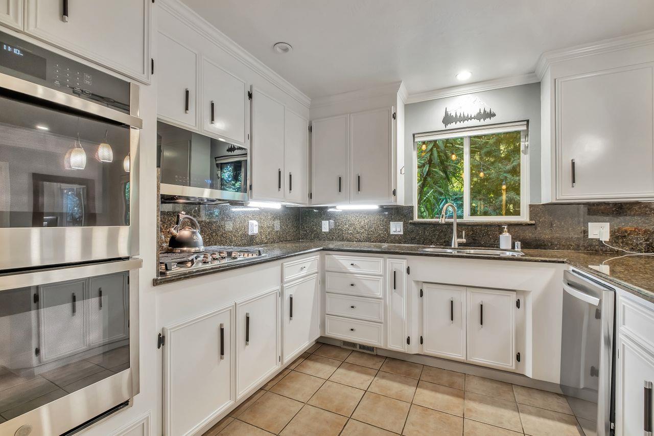 Detail Gallery Image 11 of 48 For 165 Saint Francis Dr, Boulder Creek,  CA 95006 - 2 Beds | 1/1 Baths