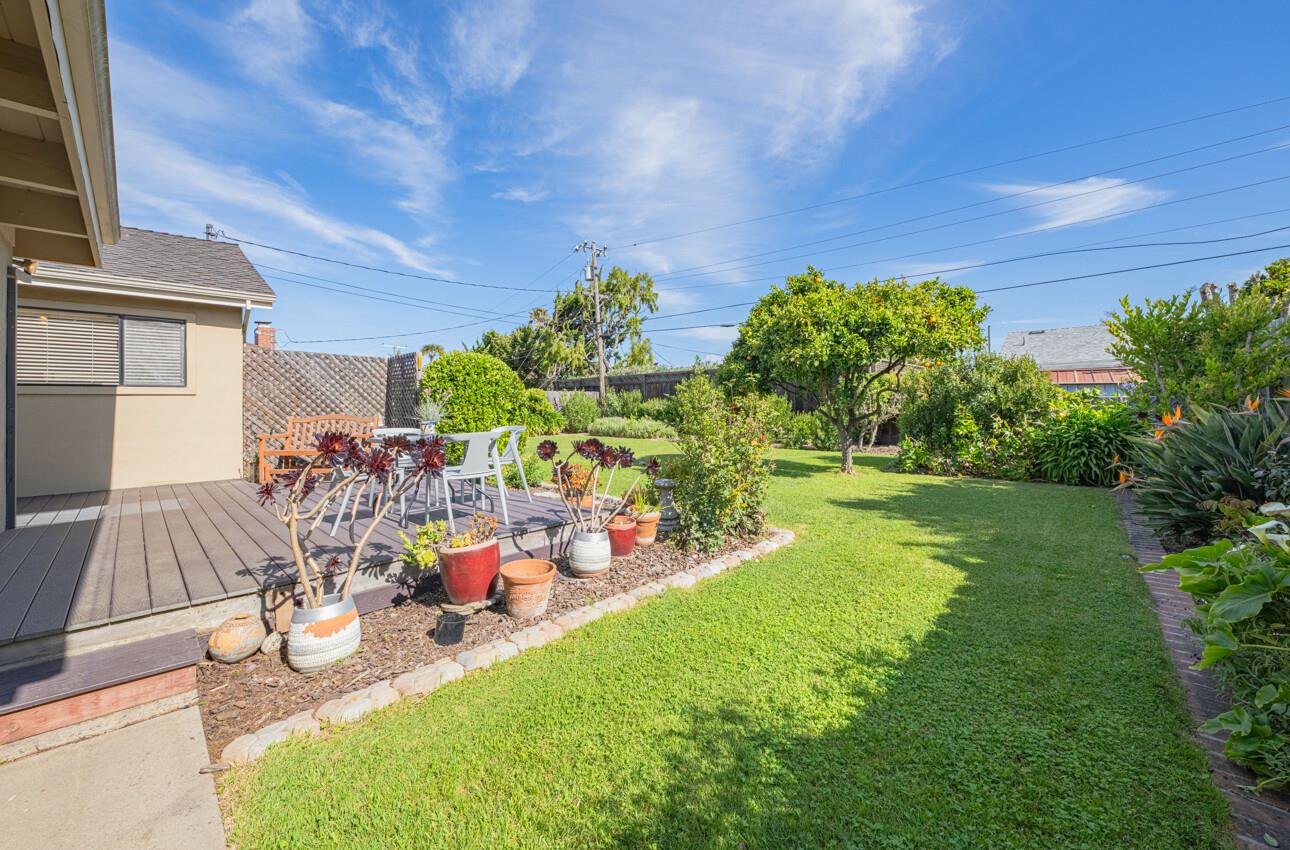 Detail Gallery Image 17 of 39 For 16 Del Rey Cir, Salinas,  CA 93901 - 3 Beds | 2 Baths