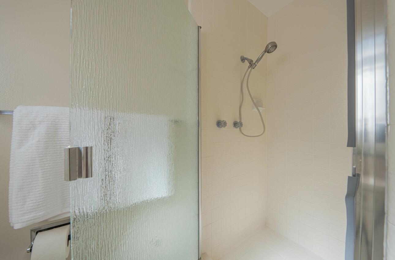 Detail Gallery Image 26 of 39 For 16 Del Rey Cir, Salinas,  CA 93901 - 3 Beds | 2 Baths