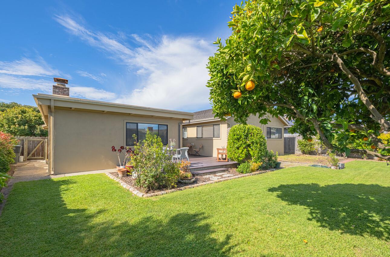 Detail Gallery Image 33 of 39 For 16 Del Rey Cir, Salinas,  CA 93901 - 3 Beds | 2 Baths