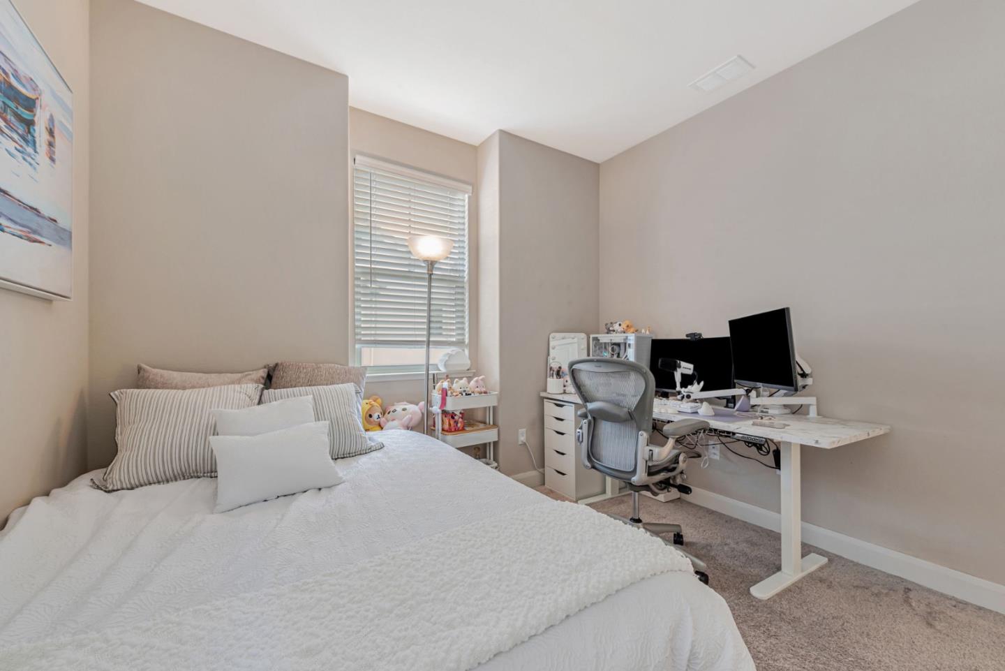 Detail Gallery Image 22 of 41 For 1570 Hidden Creek Ln, Milpitas,  CA 95035 - 4 Beds | 3/1 Baths