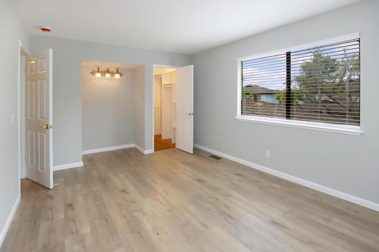 Detail Gallery Image 12 of 20 For 1147 Callas Ln #2,  Capitola,  CA 95010 - 2 Beds | 1 Baths