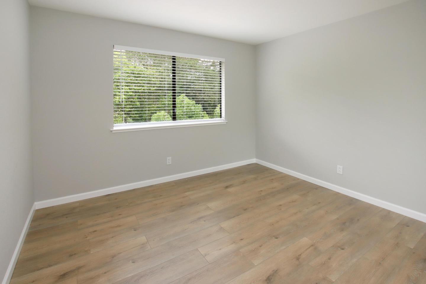 Detail Gallery Image 9 of 20 For 1147 Callas Ln #2,  Capitola,  CA 95010 - 2 Beds | 1 Baths