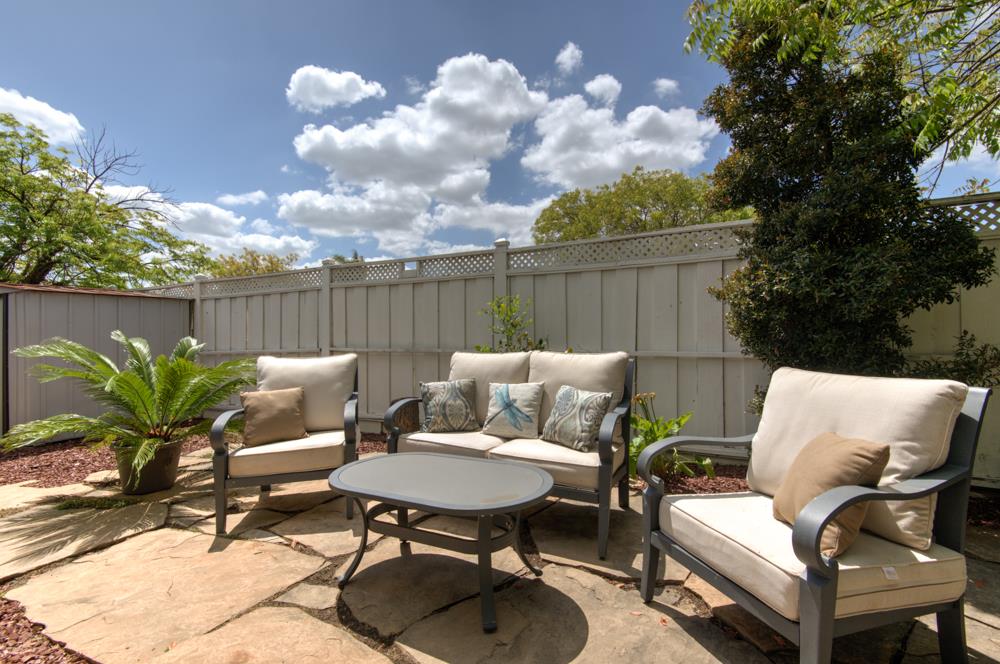 Detail Gallery Image 10 of 32 For 371 Calle Cabezal, Morgan Hill,  CA 95037 - 3 Beds | 2 Baths