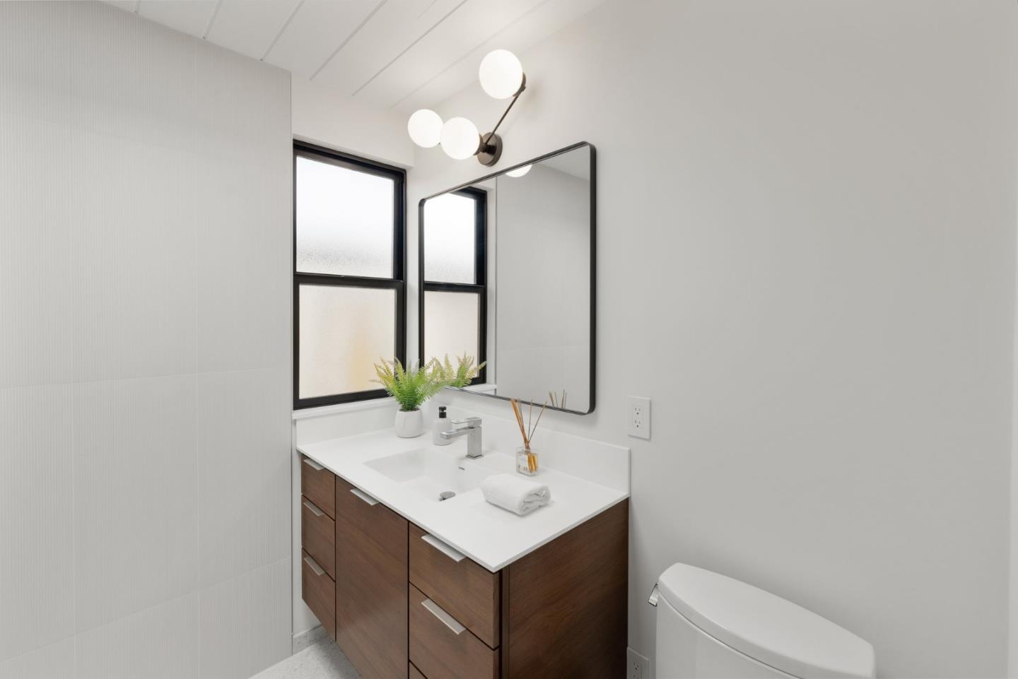 Detail Gallery Image 48 of 103 For 1634 Andalusia Way, San Jose,  CA 95125 - 4 Beds | 2 Baths
