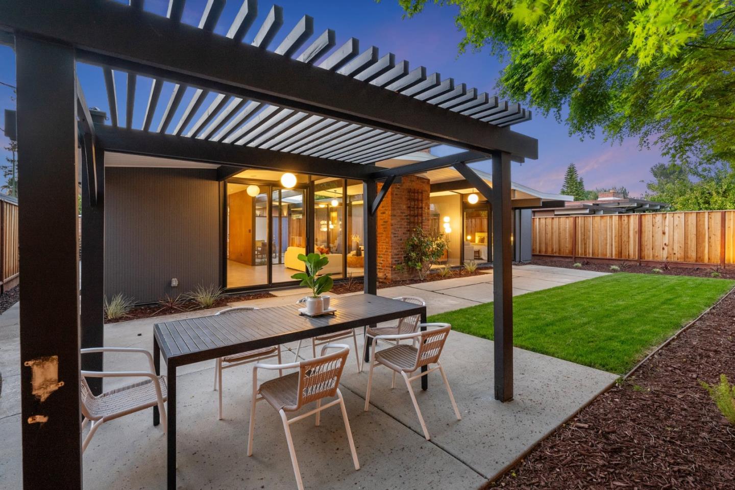 Detail Gallery Image 61 of 103 For 1634 Andalusia Way, San Jose,  CA 95125 - 4 Beds | 2 Baths