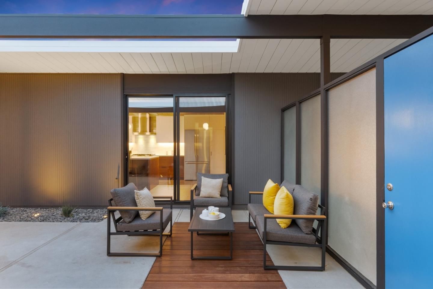 Detail Gallery Image 7 of 103 For 1634 Andalusia Way, San Jose,  CA 95125 - 4 Beds | 2 Baths