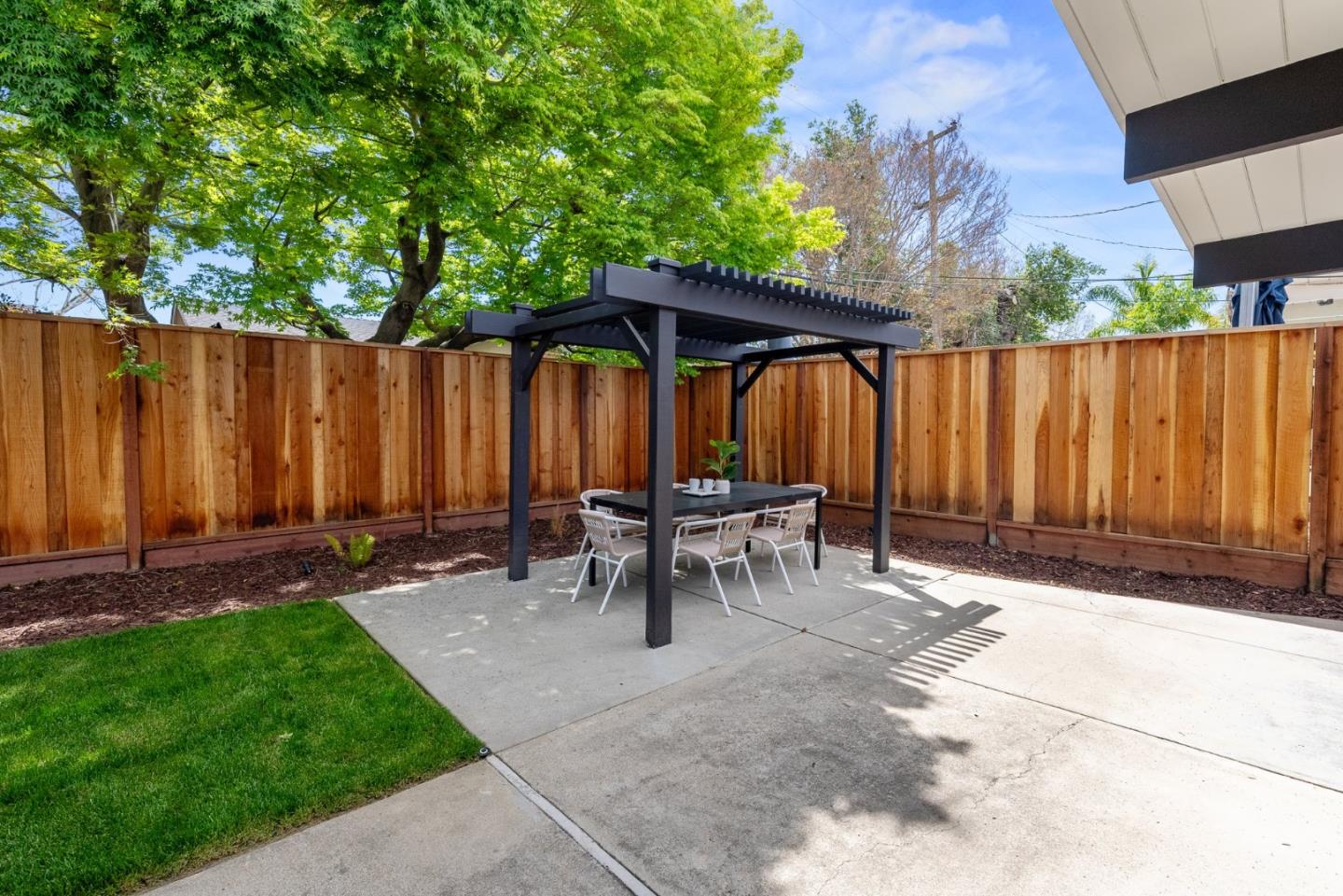 Detail Gallery Image 81 of 103 For 1634 Andalusia Way, San Jose,  CA 95125 - 4 Beds | 2 Baths