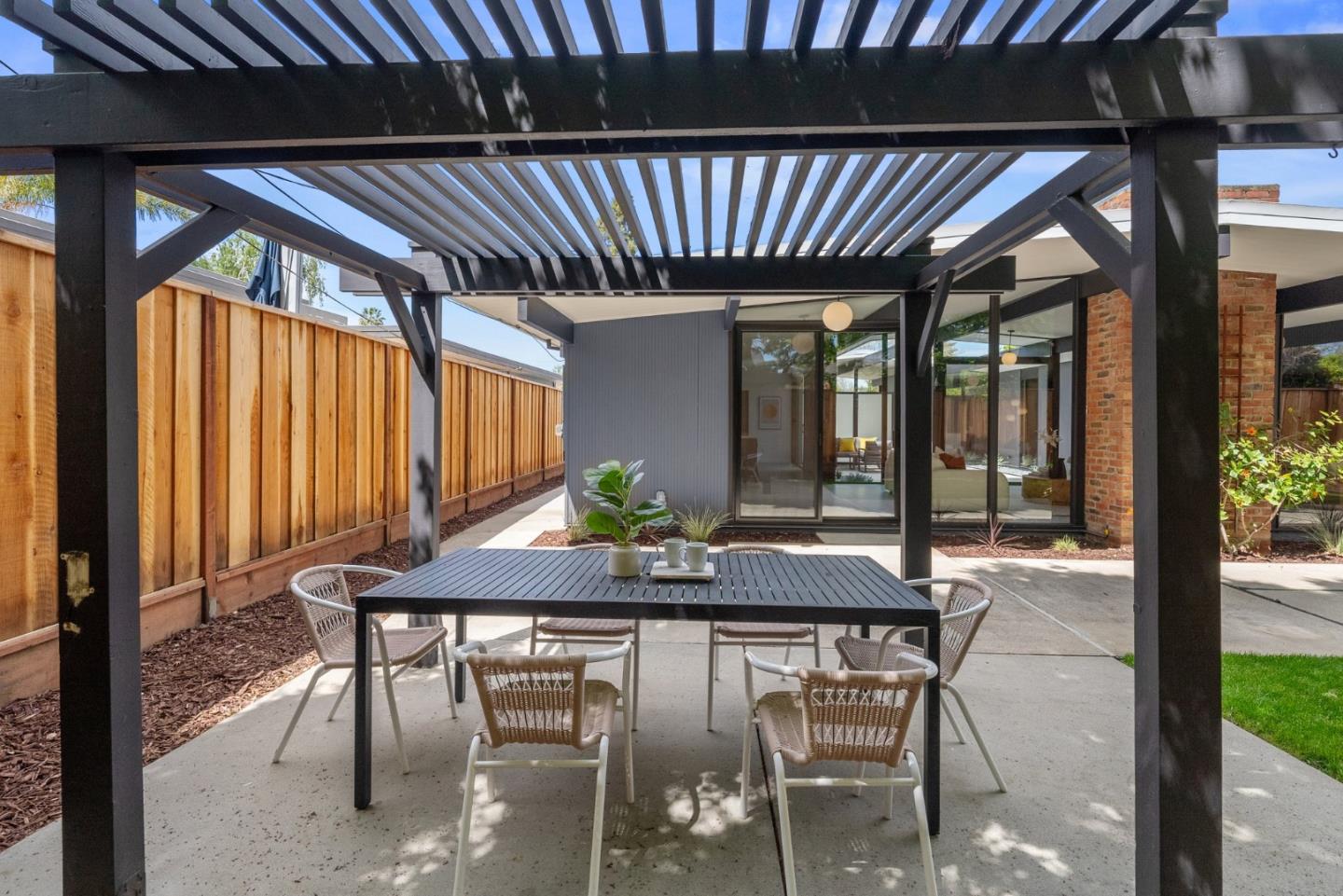Detail Gallery Image 84 of 103 For 1634 Andalusia Way, San Jose,  CA 95125 - 4 Beds | 2 Baths