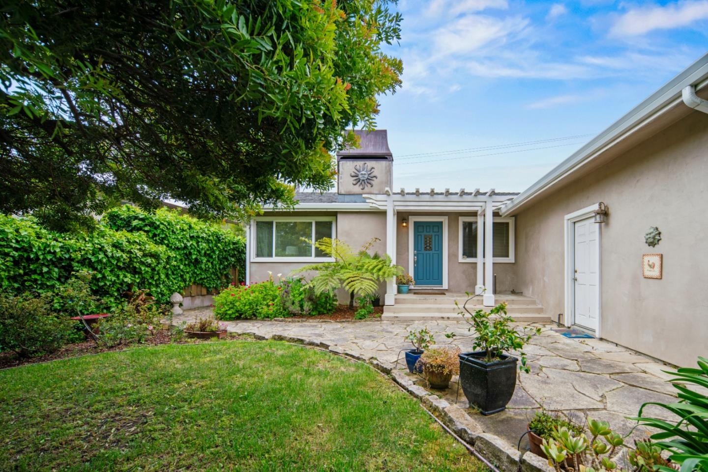 Detail Gallery Image 28 of 32 For 1109 Mcclellan Ave, Monterey,  CA 93940 - 3 Beds | 2 Baths