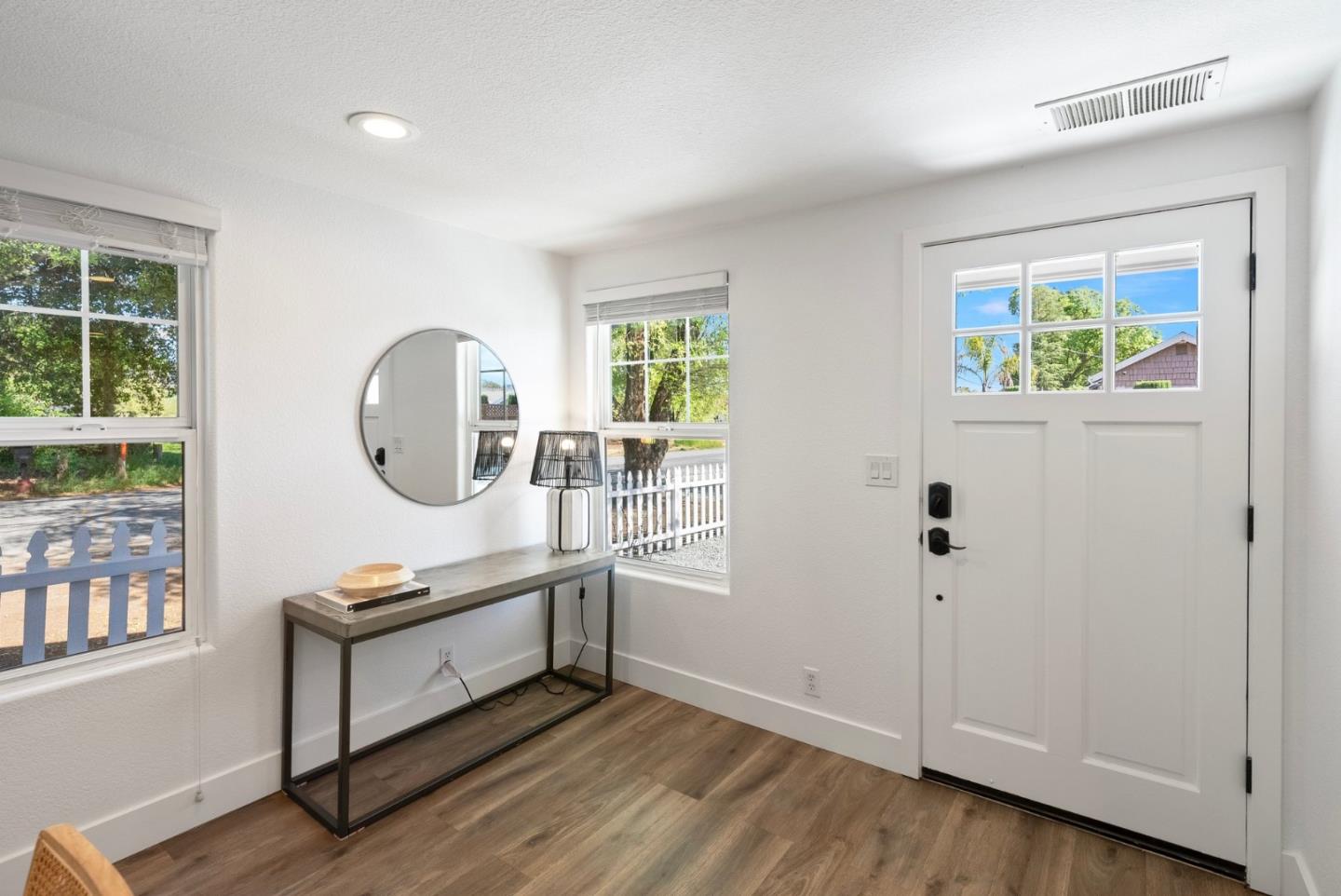 Detail Gallery Image 14 of 64 For 13365 Llagas Ave, San Martin,  CA 95046 - 3 Beds | 2 Baths
