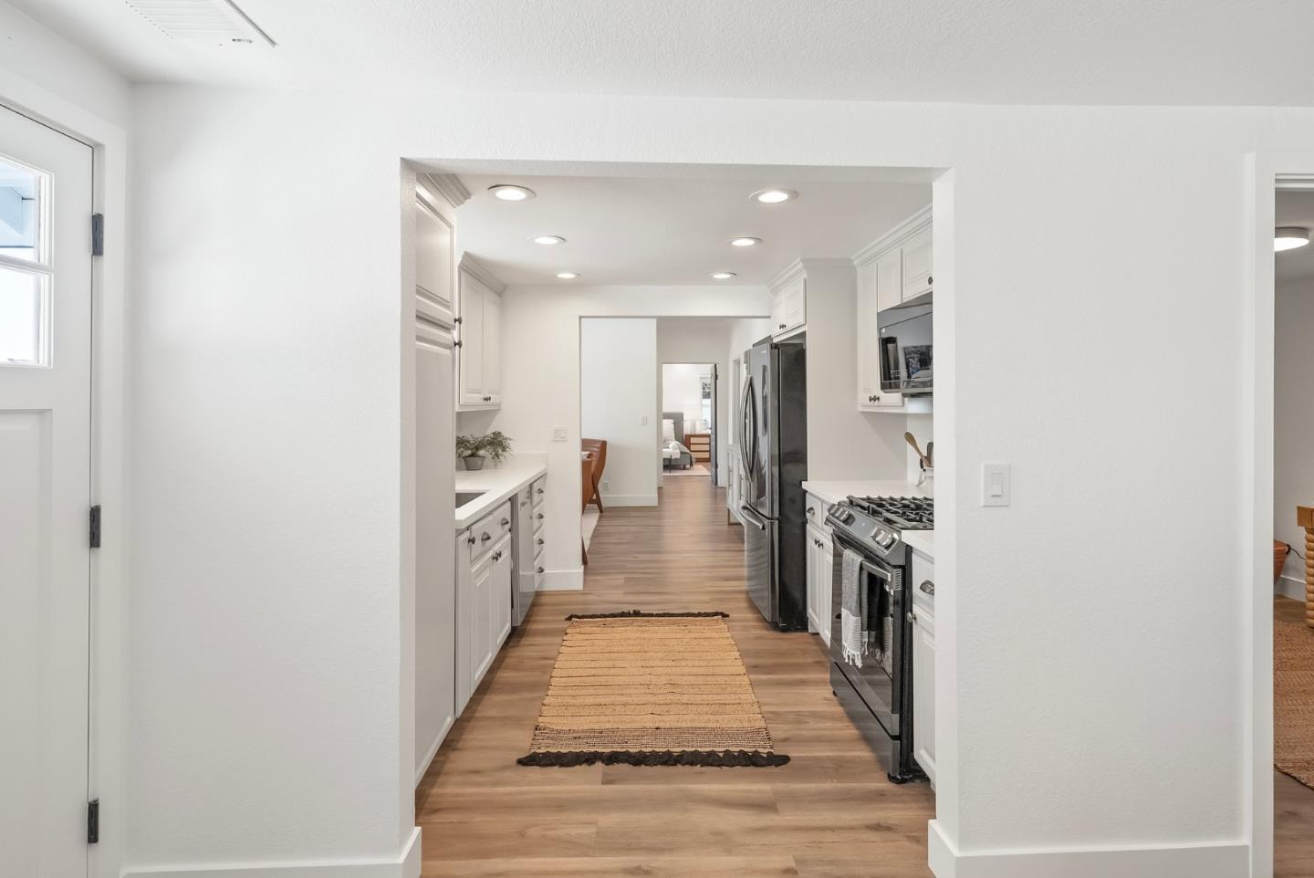 Detail Gallery Image 19 of 64 For 13365 Llagas Ave, San Martin,  CA 95046 - 3 Beds | 2 Baths