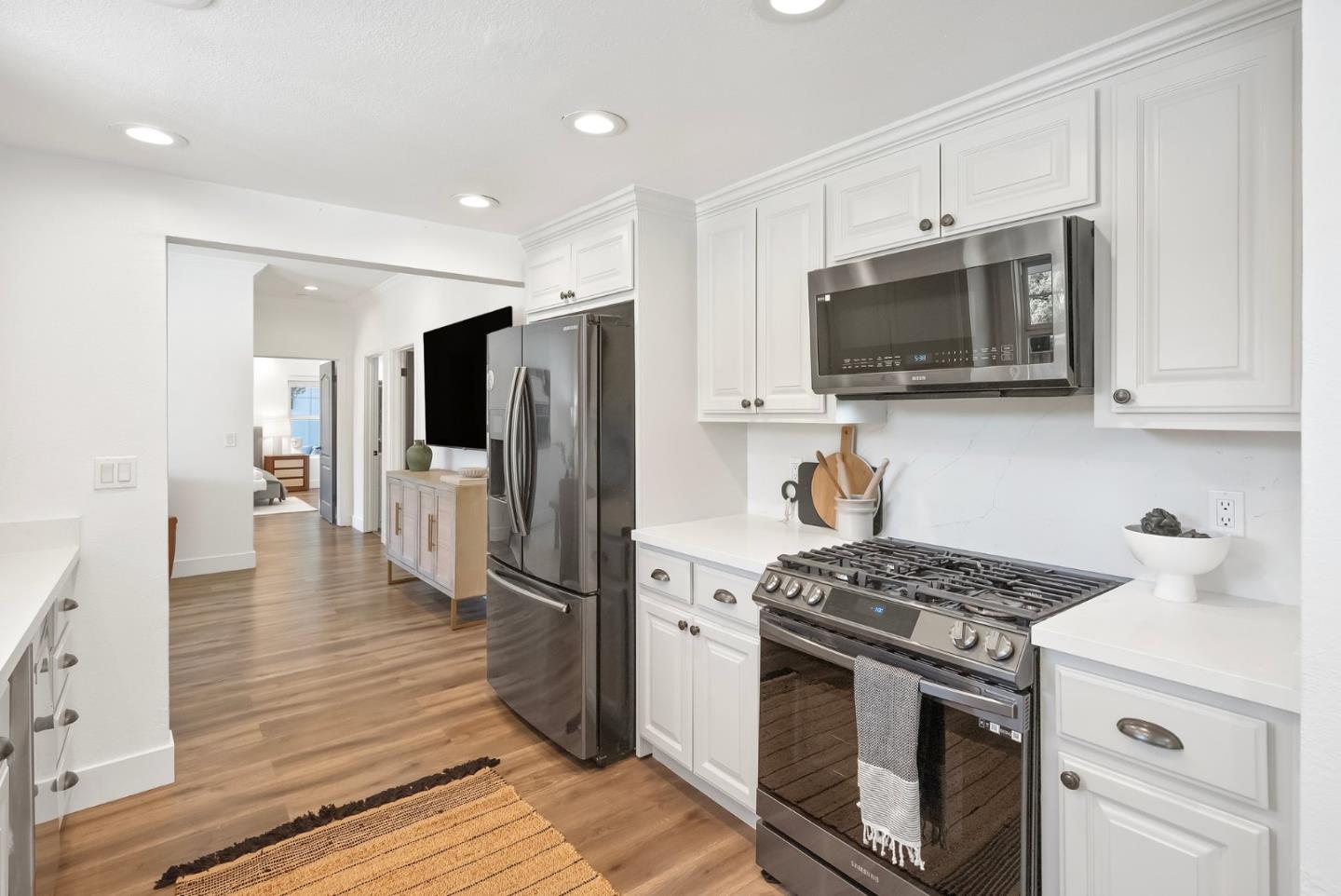 Detail Gallery Image 20 of 64 For 13365 Llagas Ave, San Martin,  CA 95046 - 3 Beds | 2 Baths
