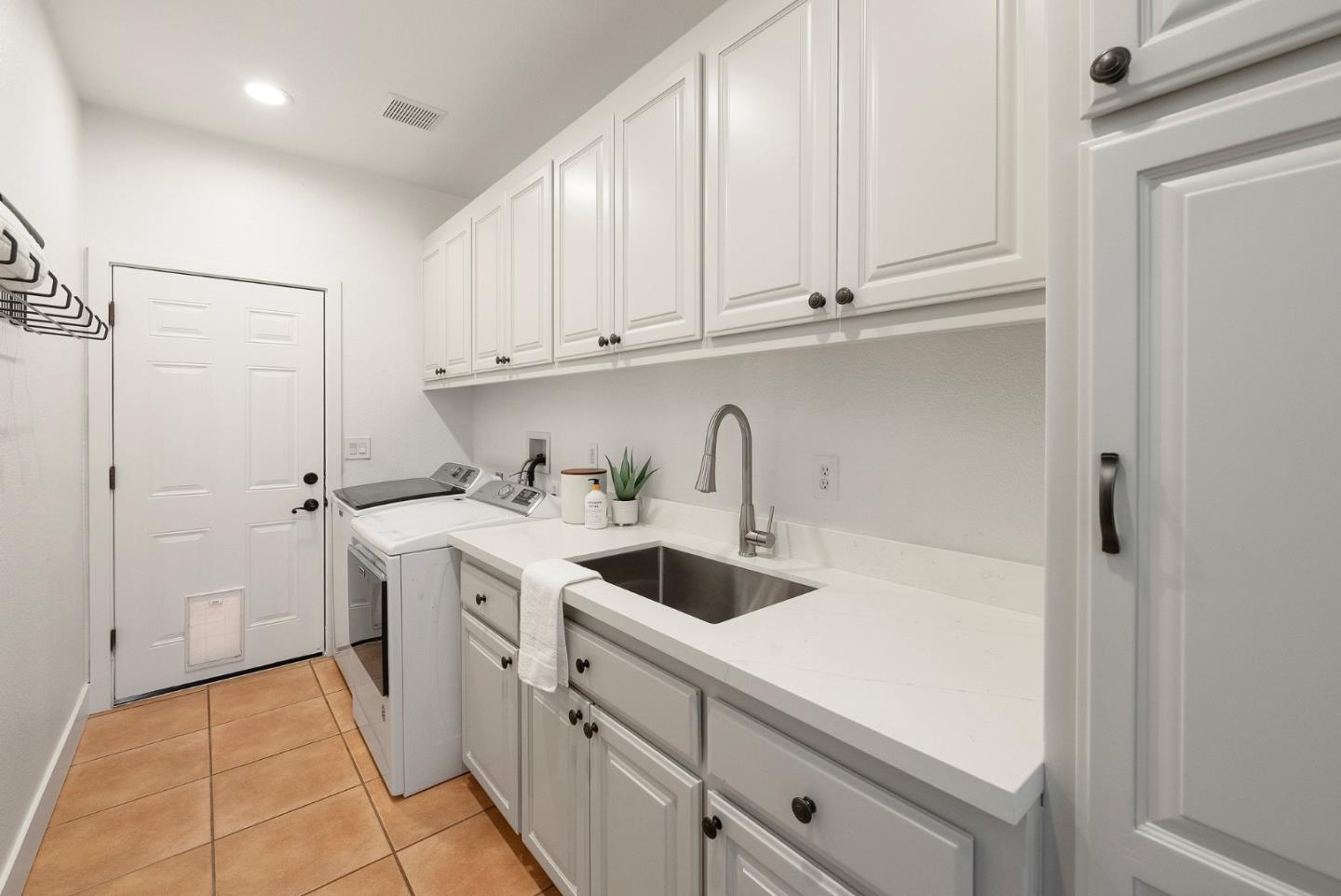 Detail Gallery Image 47 of 64 For 13365 Llagas Ave, San Martin,  CA 95046 - 3 Beds | 2 Baths