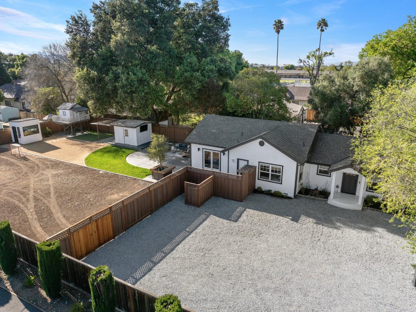 Detail Gallery Image 7 of 64 For 13365 Llagas Ave, San Martin,  CA 95046 - 3 Beds | 2 Baths