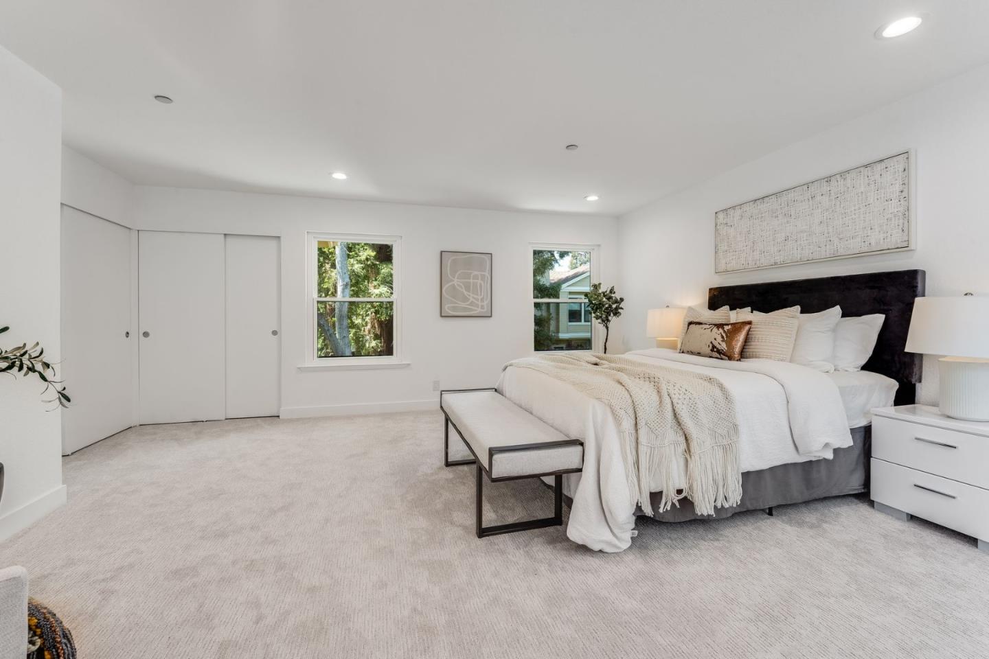 Detail Gallery Image 17 of 42 For 983 La Mesa Ter #B,  Sunnyvale,  CA 94086 - 3 Beds | 2/1 Baths