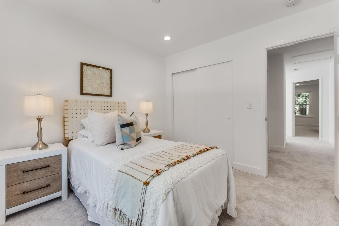 Detail Gallery Image 24 of 42 For 983 La Mesa Ter #B,  Sunnyvale,  CA 94086 - 3 Beds | 2/1 Baths