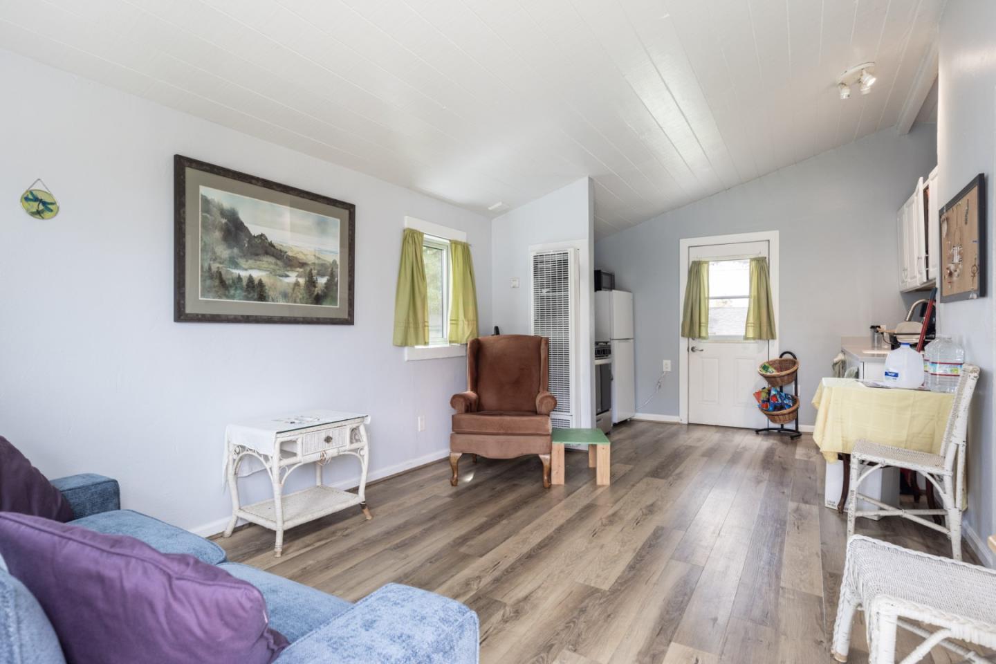 Detail Gallery Image 11 of 19 For 1703 Hilton St, Seaside,  CA 93955 - 1 Beds | 1 Baths