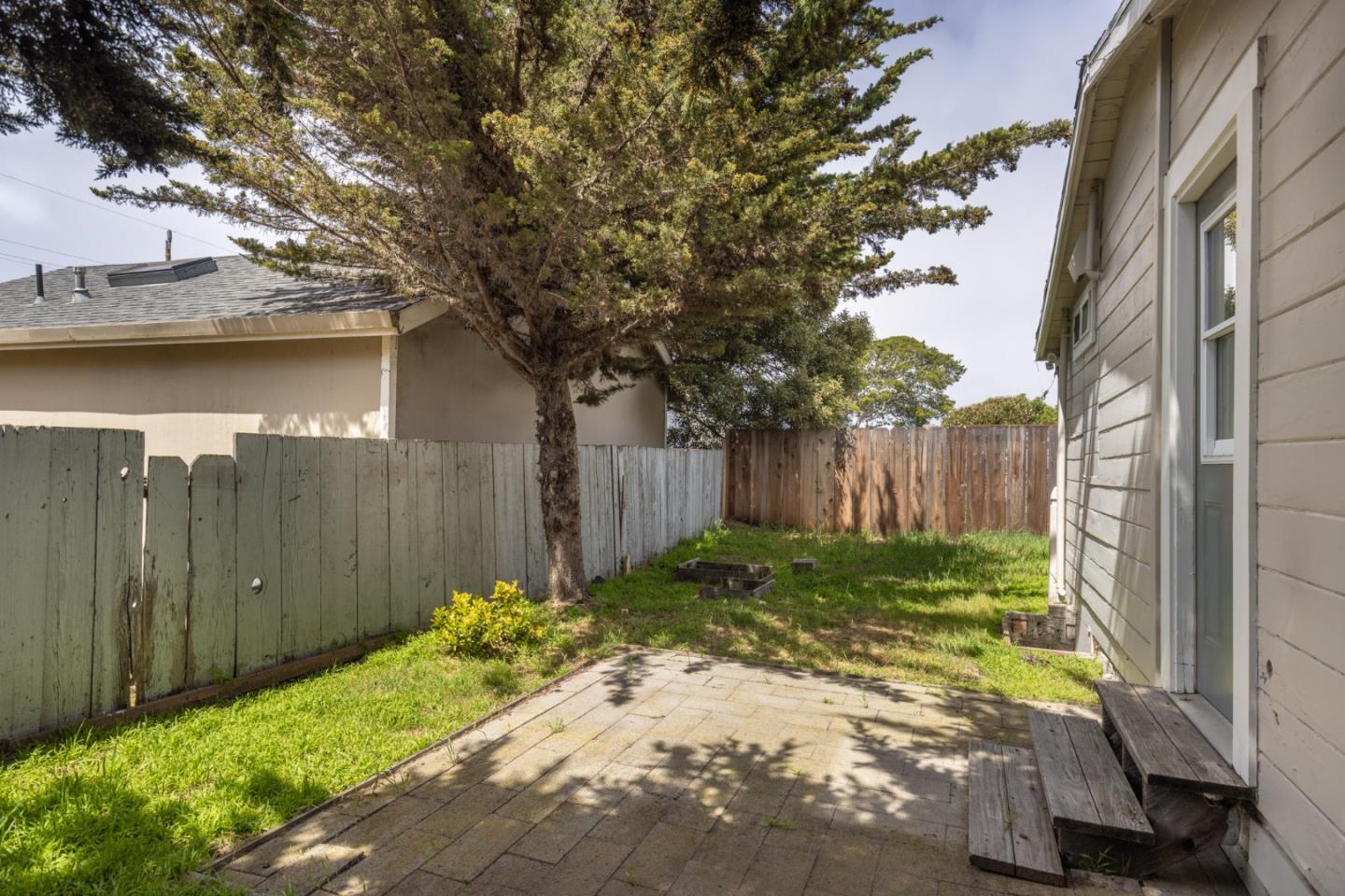 Detail Gallery Image 7 of 19 For 1703 Hilton St, Seaside,  CA 93955 - 1 Beds | 1 Baths