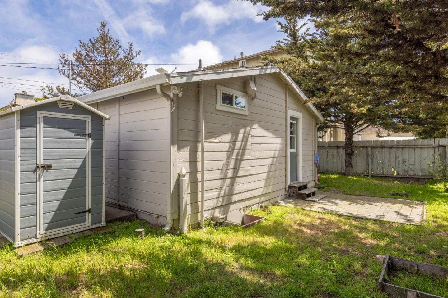 Detail Gallery Image 8 of 19 For 1703 Hilton St, Seaside,  CA 93955 - 1 Beds | 1 Baths